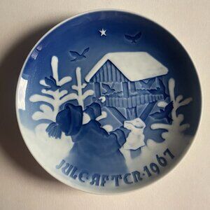 B&G Copenhagen 1967 Christmas Plate Copenhagen Christmas Denmark 7" Blue White